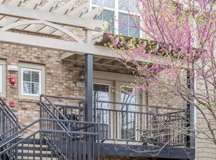 3914 Cherokee Woods Way APT 209, Knoxville, TN 37920