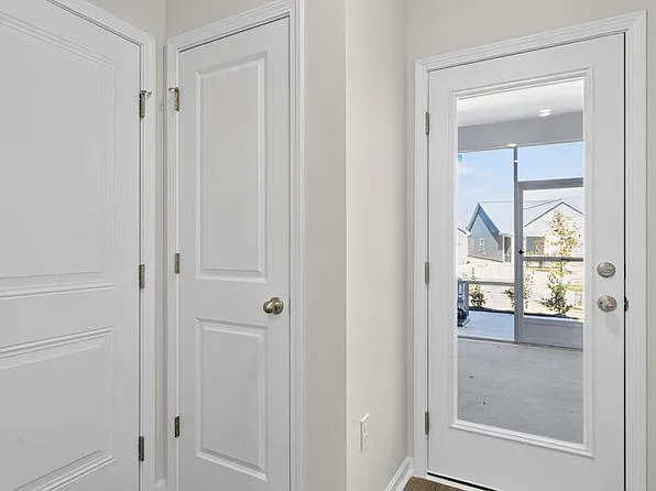 1416 White Verona Way — Photo 13