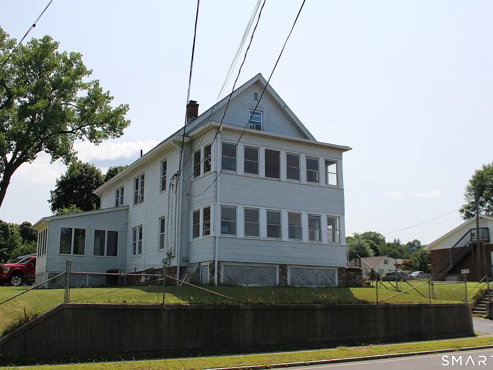 488 South St #1