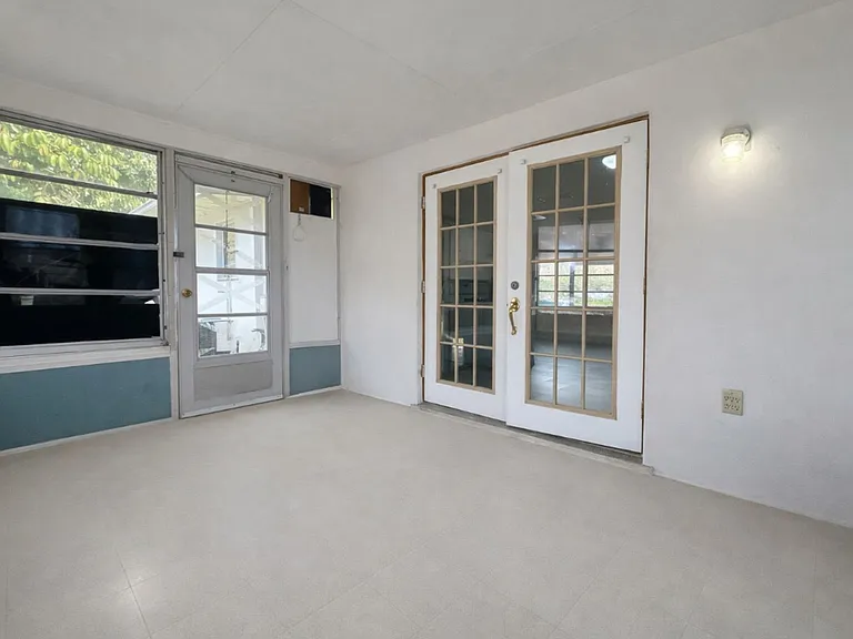 424 Cactus Cir — Photo 17