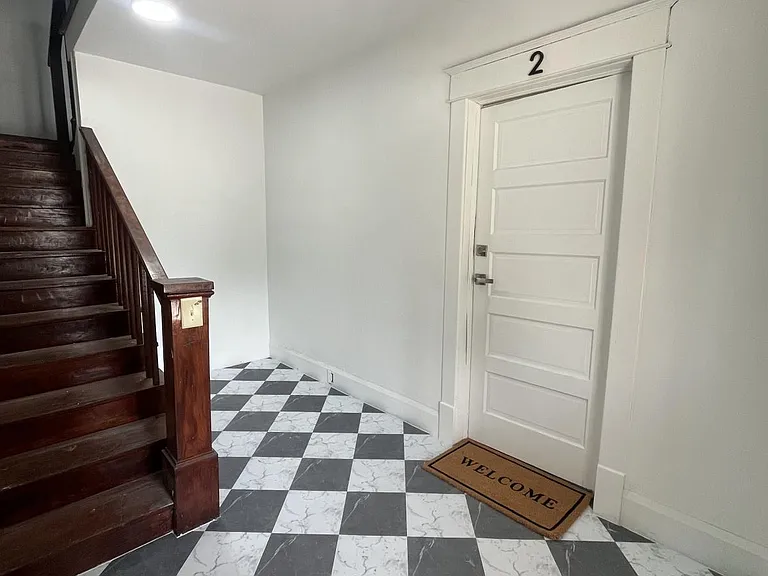 126 Waterloo Ave #3 — Photo 8