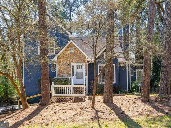 55 Presidential Dr, Dallas, GA 30157