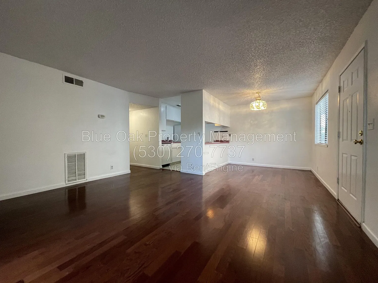 2 bed, 1.0 bath, 871 sqft, $1,395 — Photo 3