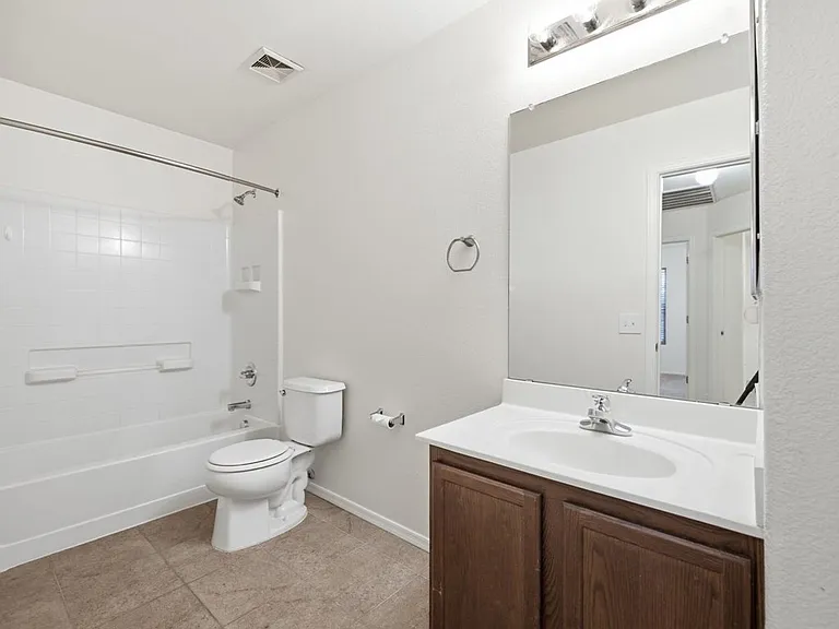 6790 S Parliament Dr — Photo 18