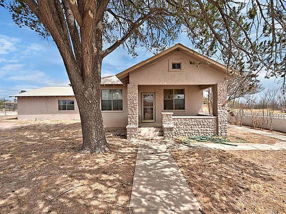 3rd image of 519 E Mendias St