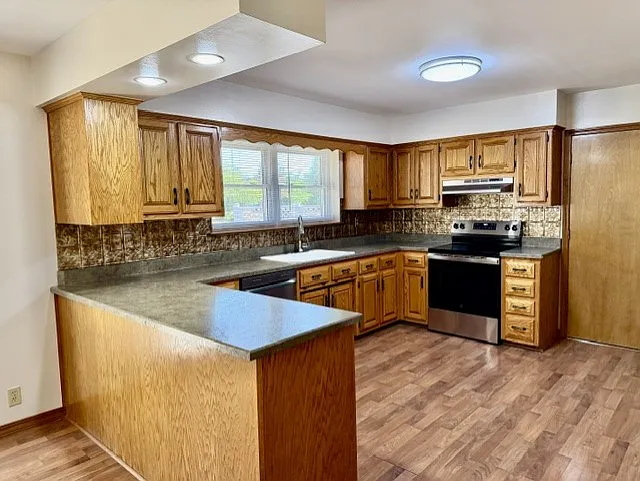 2 bed, 1575 sqft, $1,375 — Photo 2