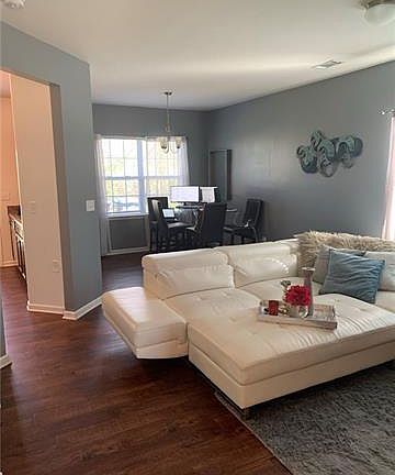 4th image of 9024 Bradstreet Commons Way