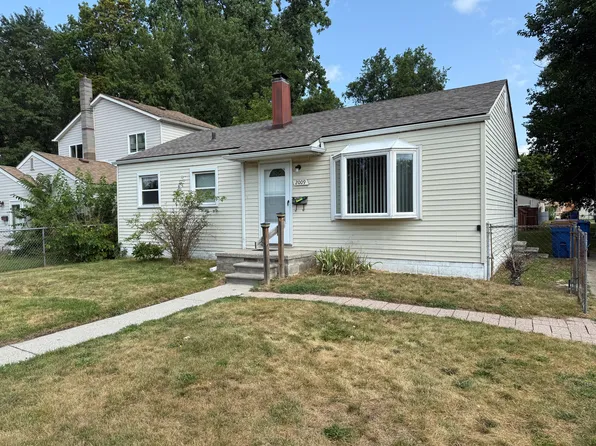 2009 Capitol Ave, Warren, MI 48091