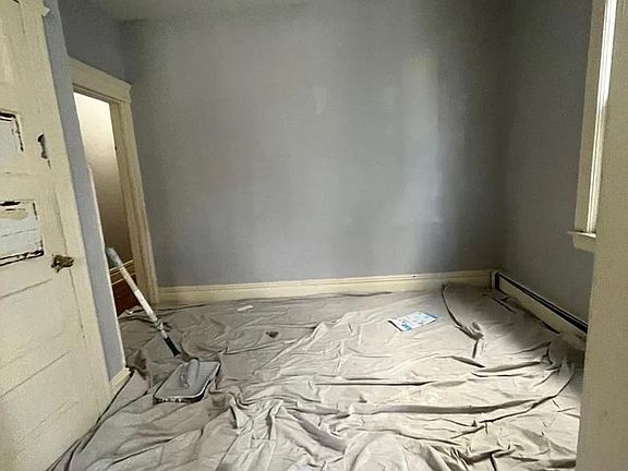 4th image of 67 Harrison Ave #1L