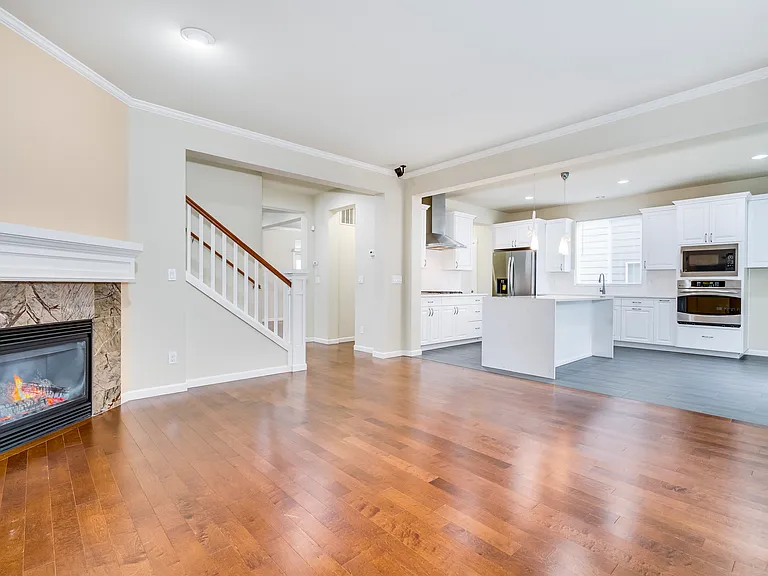 16209 SE 51st Pl — Photo 6