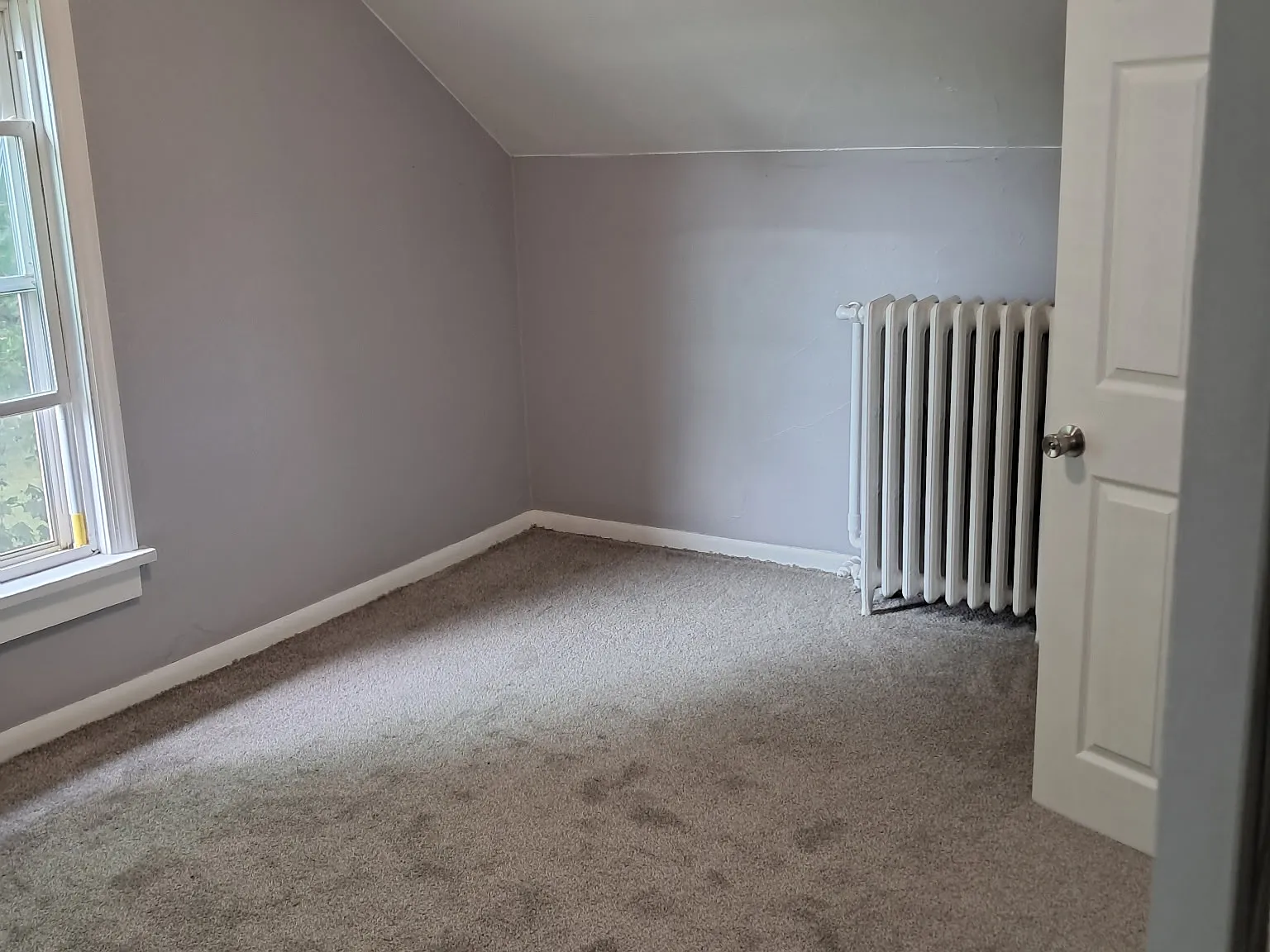 2 bed, 670 sqft, $1,200 — Photo 2