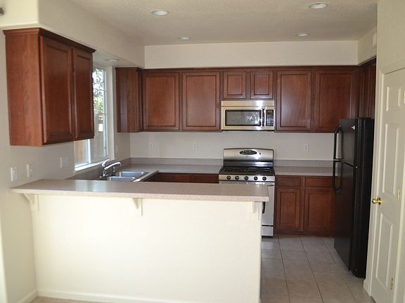 3rd image of 6754 Panther Creek Dr