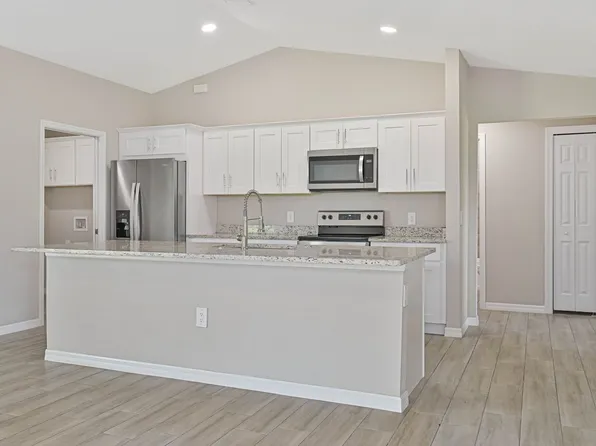 8353 Trillium Rd, Fort Myers, FL 33912
