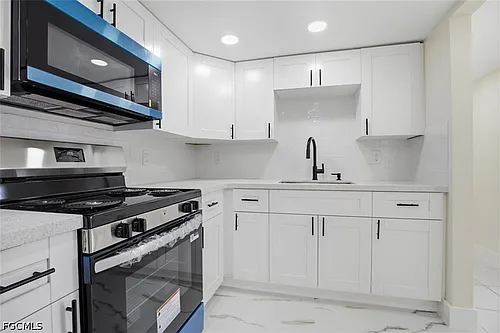 3704 Broadway #205 Photo 1
