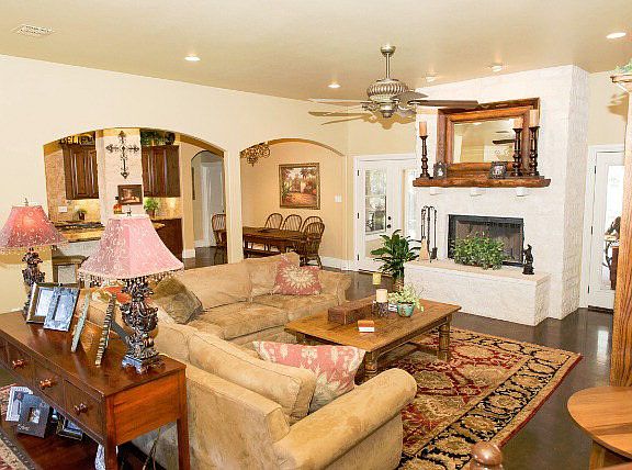 3rd image of 2682 Red Bud Way