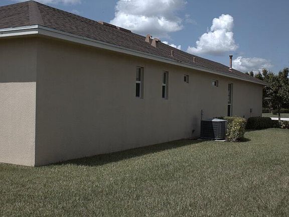 3rd image of 10298 SW Silverberry Ct