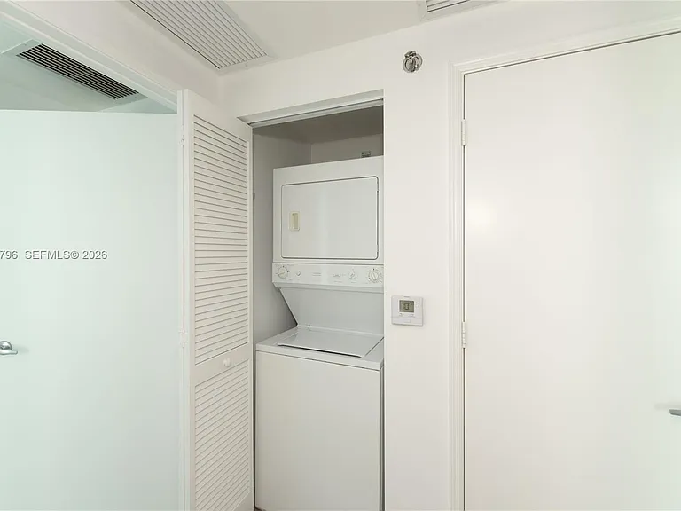 951 Brickell Ave #2100 — Photo 17