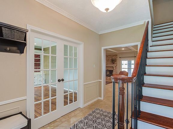 4th image of 3207 Parkdale Dr