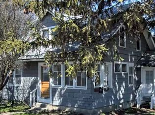 2318 Washington St APT 1, Waukegan, IL 60085