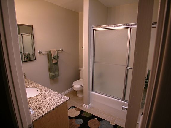 5th image of 77390 California Dr