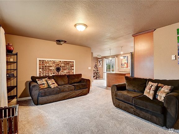 3rd image of 10323 Lundeen Pkwy