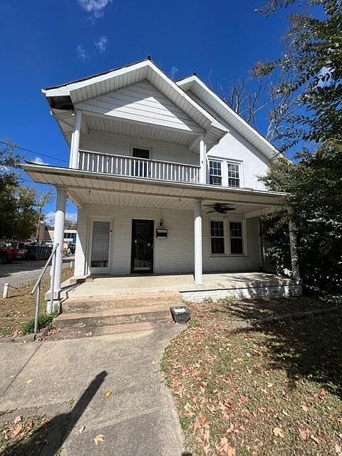 1st image of 517 2nd St