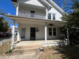 517 2nd St, Paintsville, KY 41240