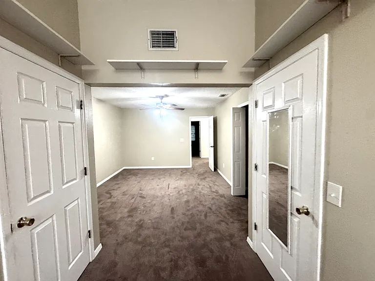2800 Countryside Blvd #1-33 — Photo 9