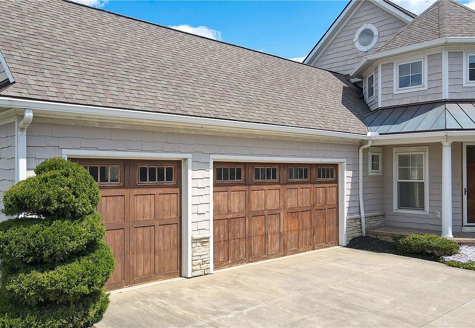 1st image of 2350 Botanica Ln
