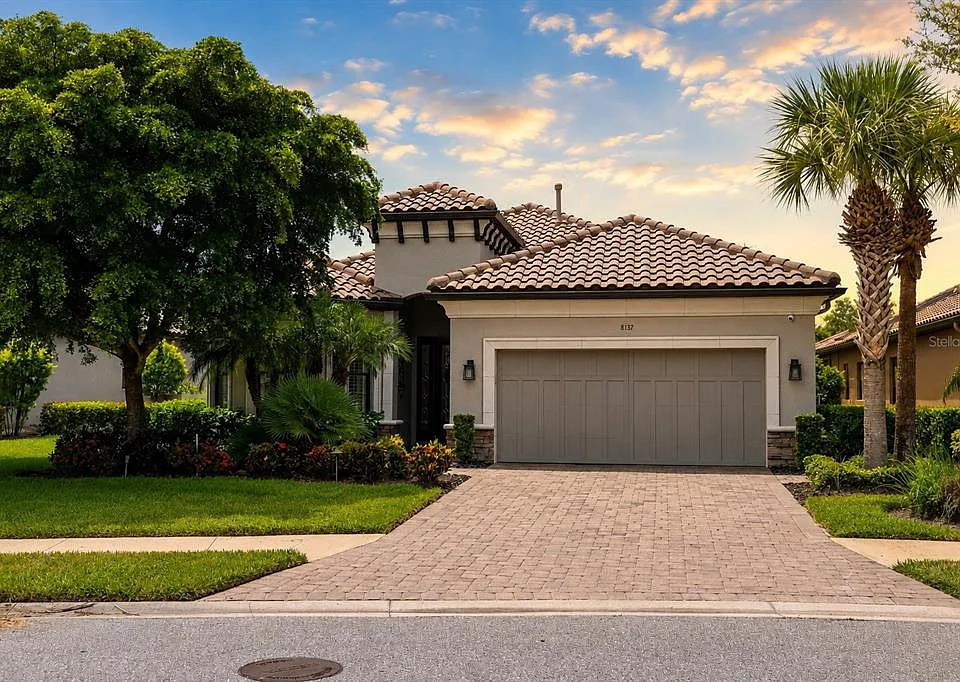 8137 Gabanna Dr