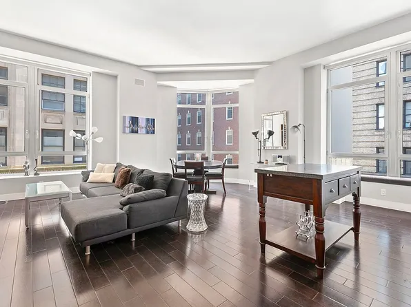 111 Fulton St APT 514, New York, NY 10038