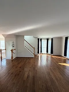 8 Crenshaw Ct — Photo 30