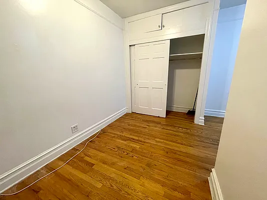 Rented by Esquire Management Corp | media 7