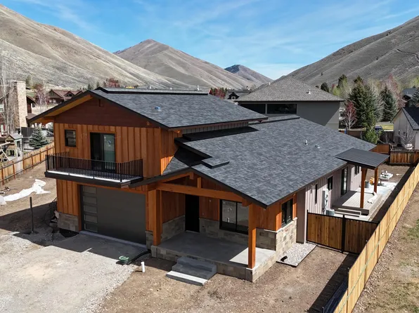 471 Maple Ridge Loop, Bellevue, ID 83313