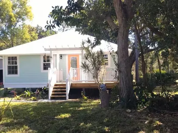 4404 Lake Heather Cir, Saint James City, FL 33956