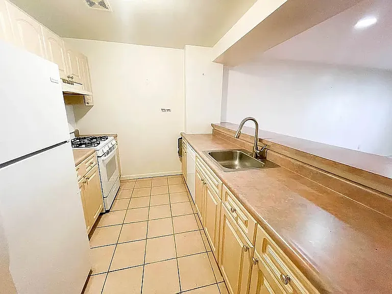 6727 Exeter St #1 — Photo 9