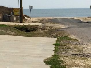 812 Eastview, Crystal Beach, TX 77650