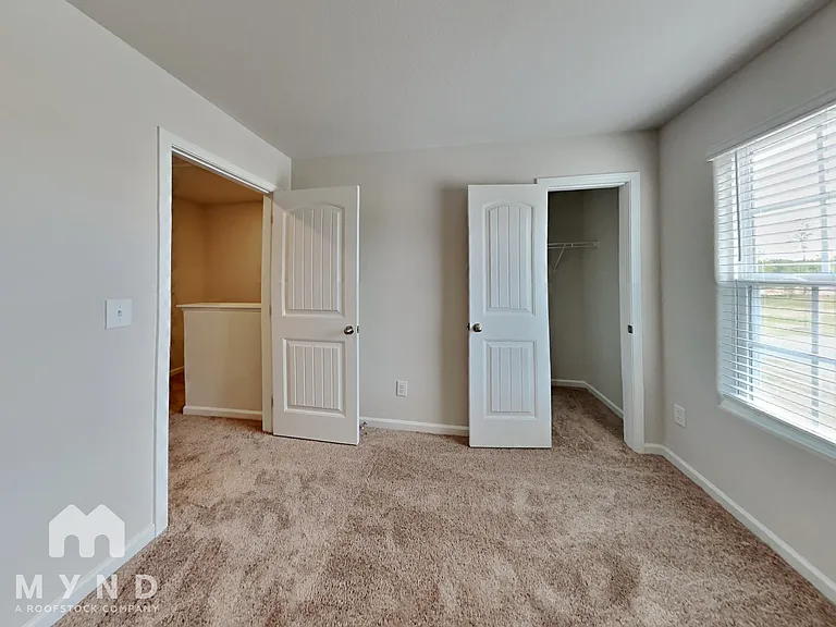 282 Royal Meadow Dr — Photo 18