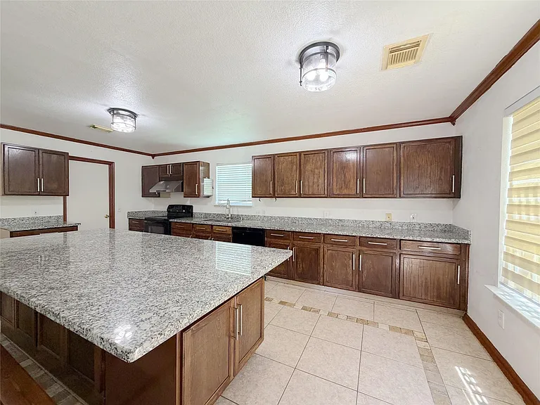 4707 Meadowthorn Ct — Photo 8