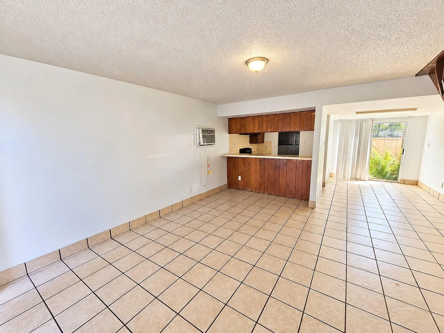 2 bed, 1.0 bath, $1,000 — Photo 1
