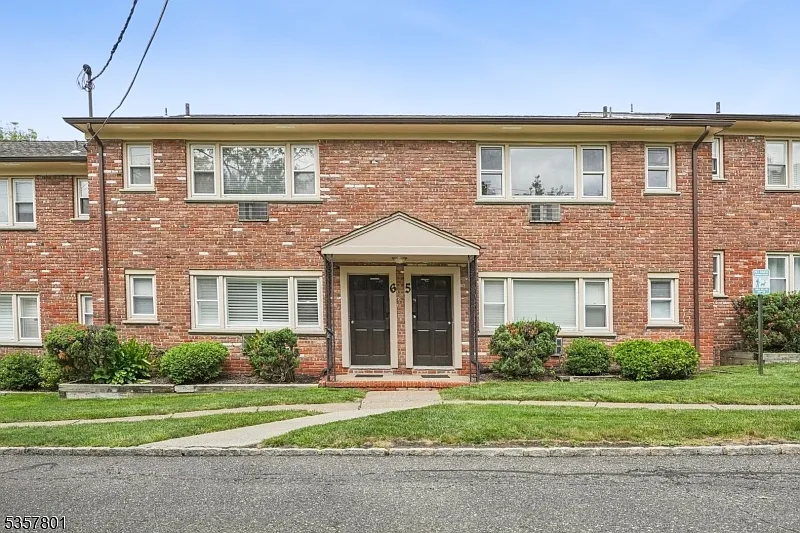 365 Bloomfield Ave #6A