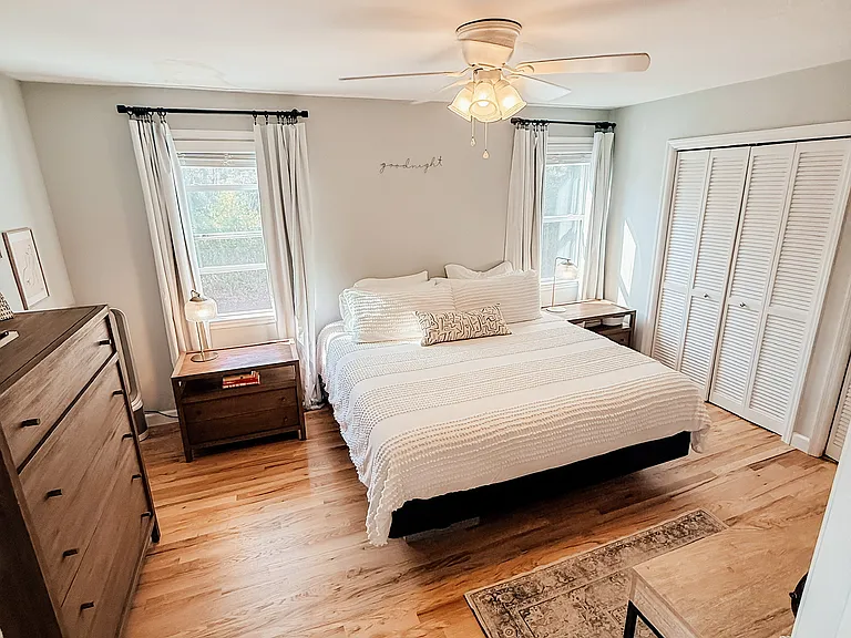 832 Colony Dr — Photo 12