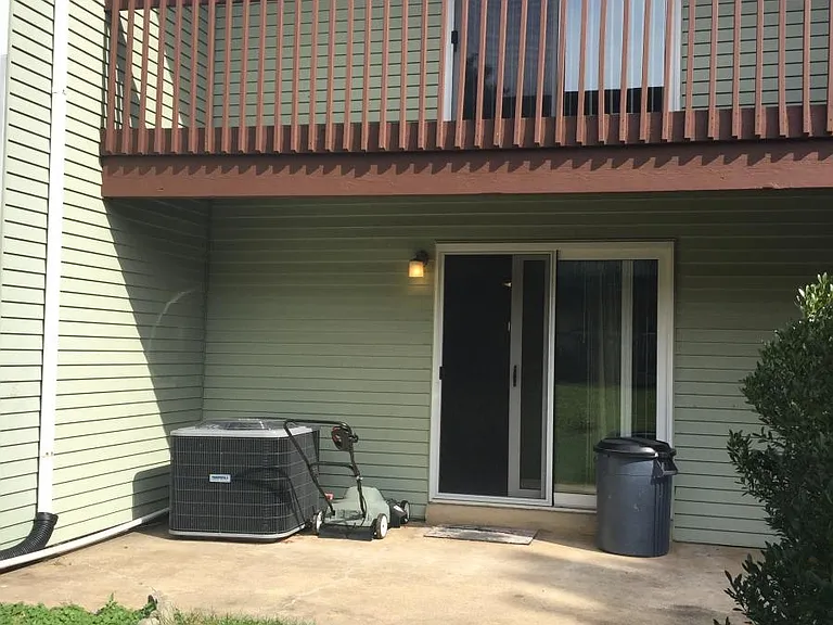 3210 Crystal Ct — Photo 29