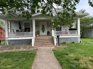 507 S Washington St, Mc Leansboro, IL 62859