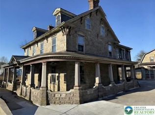 2 Race St, Catasauqua, PA