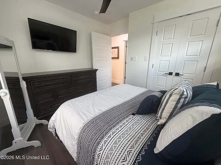 4060 Cardinal St — Photo 14