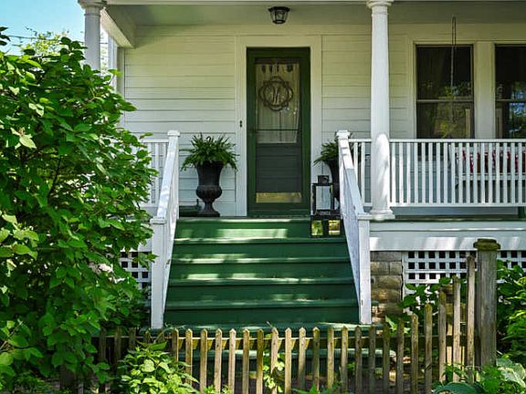 2nd image of 601 Euclid Ave