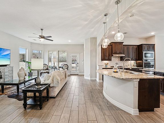 3rd image of 17820 Limestone Spring Ln