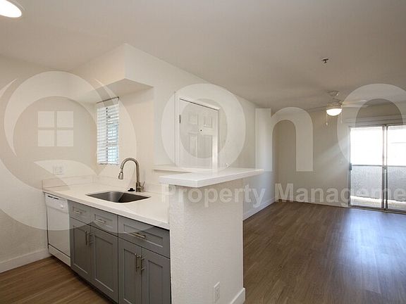 4th image of 4308 N Longview Ave #218