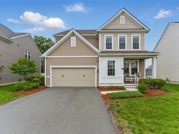 35 Spruce St #35, Hopkinton, MA 01748